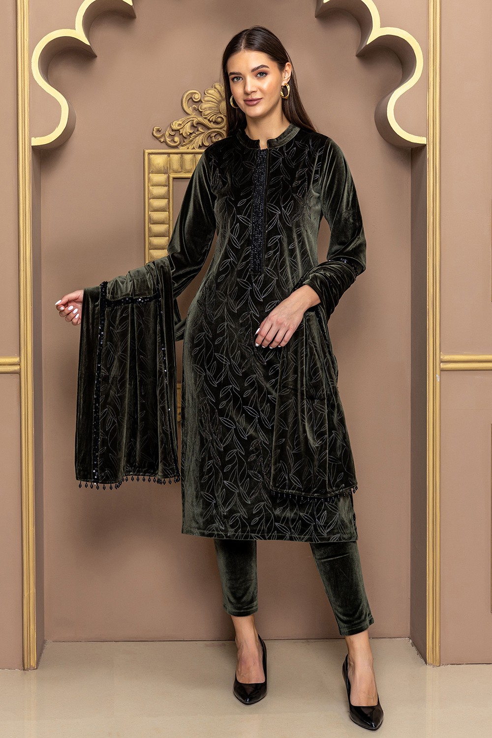 OLIVE VELVET KURTA SET